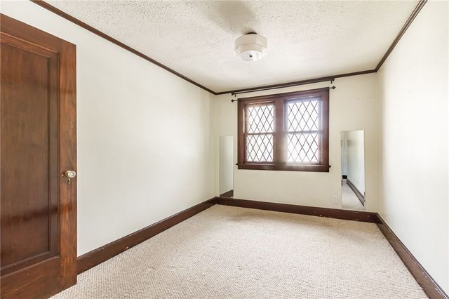 706 Madison Street, East Rochester, NY 14445