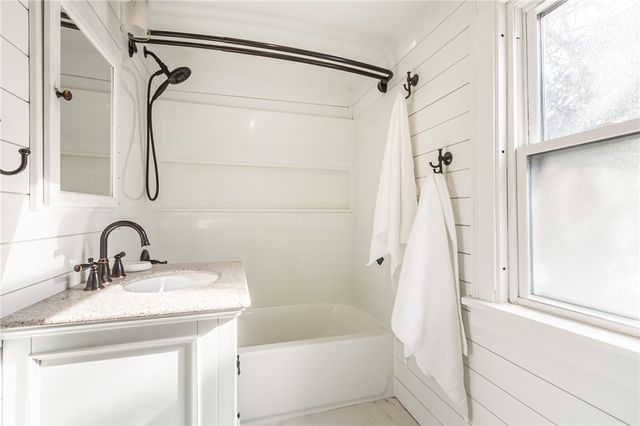 706 Madison Street, East Rochester, NY 14445