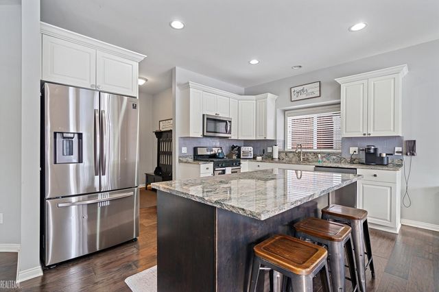 13874 Grandeur Avenue, Shelby Twp, MI 48315