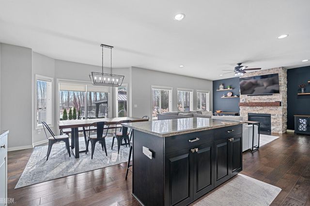 13874 Grandeur Avenue, Shelby Twp, MI 48315