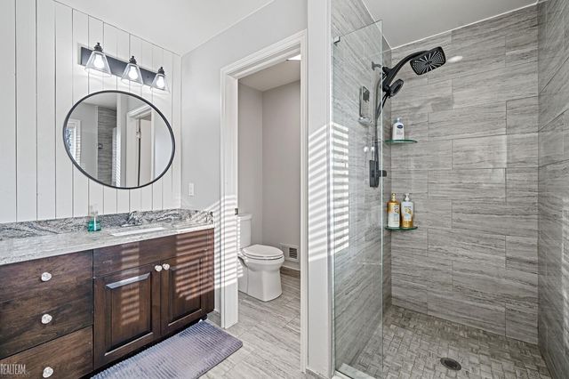 13874 Grandeur Avenue, Shelby Twp, MI 48315