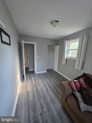 303 SHERWOOD DR, Williamstown, NJ 08094