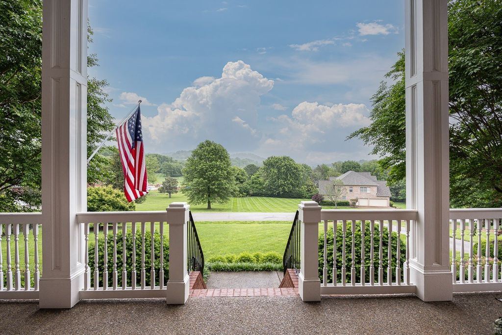 1760 Masters Dr, Franklin, TN 37064