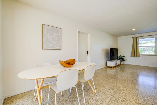 3024 ROSE STREET, Sarasota, FL 34239