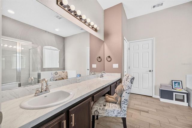 2232 WINDCREST LAKE CIRCLE, Orlando, FL 32824