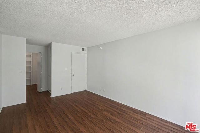 1340 S Beverly Glen Boulevard 112, Los Angeles, CA 90024