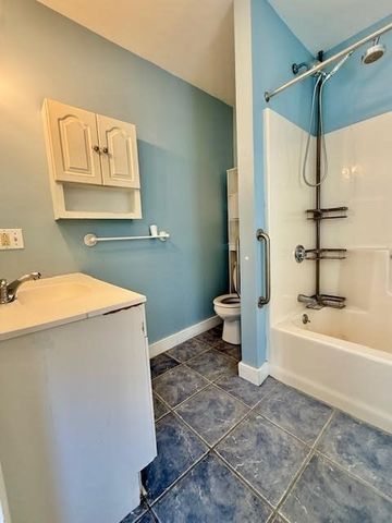 12 Smiths Ln, Kingston, MA 02364