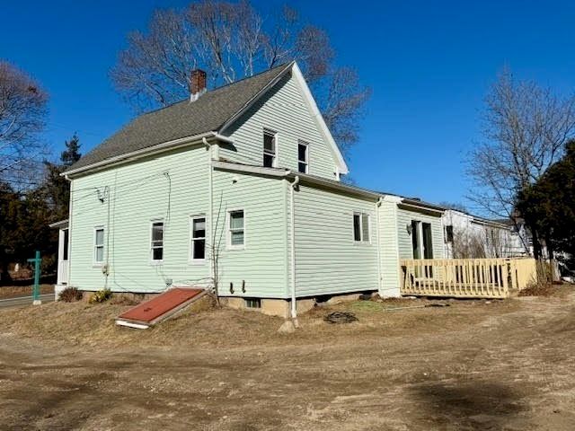 12 Smiths Ln, Kingston, MA 02364