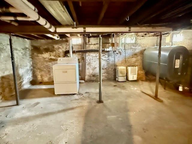 12 Smiths Ln, Kingston, MA 02364