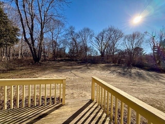 12 Smiths Ln, Kingston, MA 02364