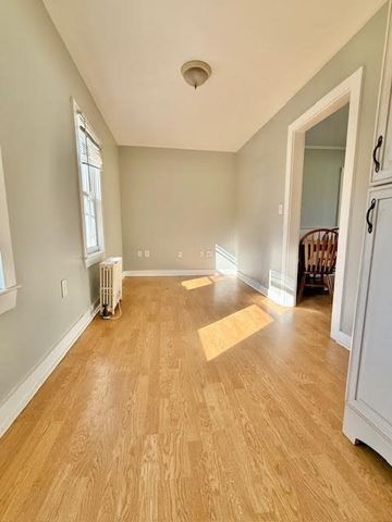 12 Smiths Ln, Kingston, MA 02364