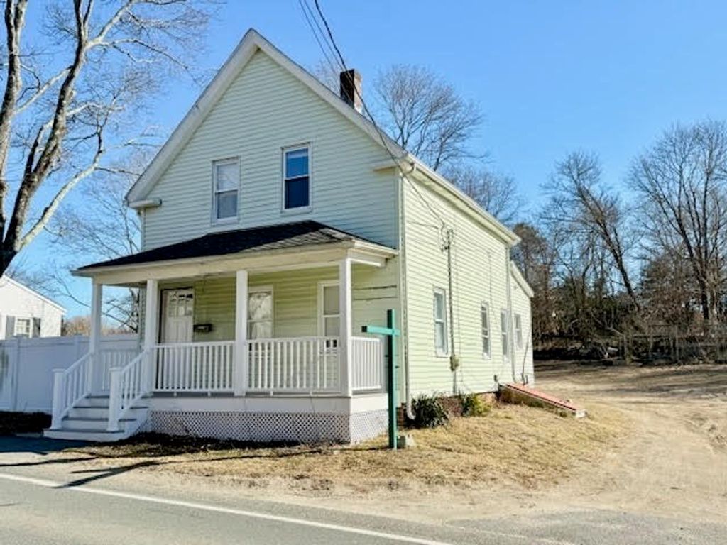 12 Smiths Ln, Kingston, MA 02364