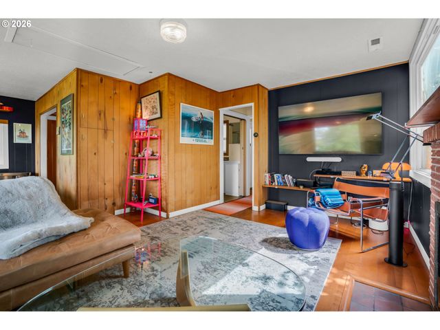 10413 Nw LAIDLAW Rd, Portland, OR 97229