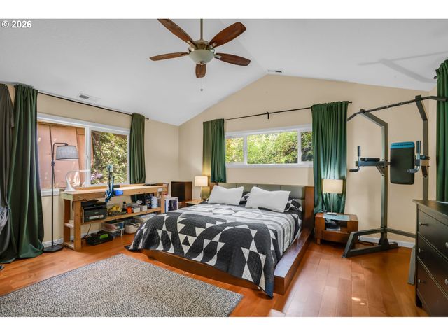 10413 Nw LAIDLAW Rd, Portland, OR 97229