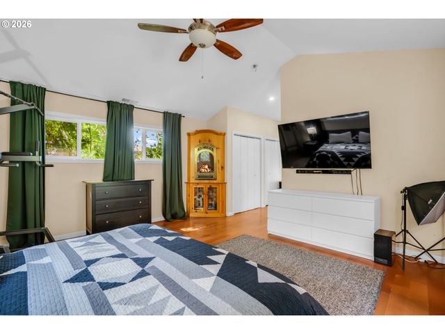10413 Nw LAIDLAW Rd, Portland, OR 97229