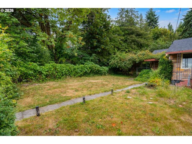 10413 Nw LAIDLAW Rd, Portland, OR 97229