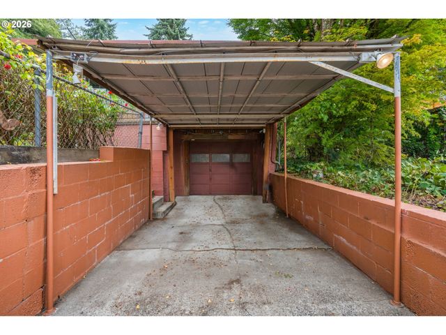 10413 Nw LAIDLAW Rd, Portland, OR 97229