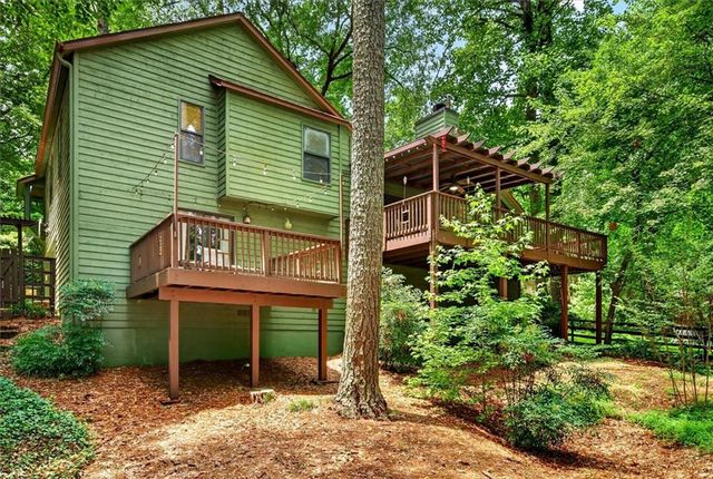 317 New Foal Lane NE, Kennesaw, GA 30144