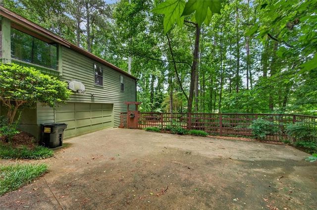 317 New Foal Lane NE, Kennesaw, GA 30144