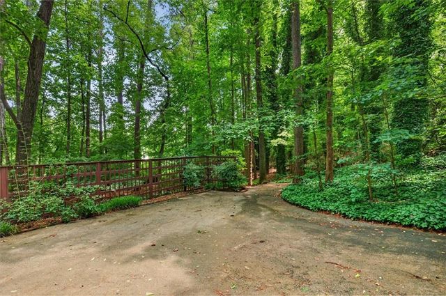 317 New Foal Lane NE, Kennesaw, GA 30144