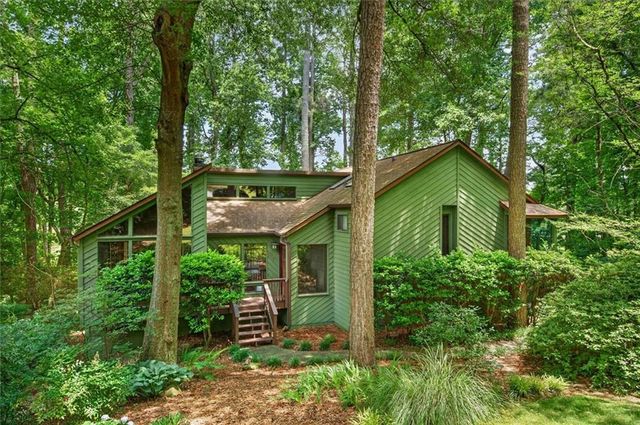 317 New Foal Lane NE, Kennesaw, GA 30144