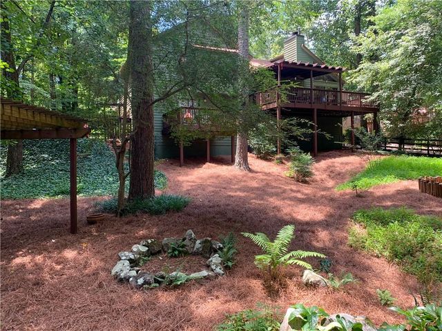 317 New Foal Lane NE, Kennesaw, GA 30144