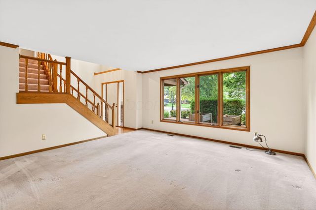 8314 BRECKENRIDGE Way, Columbus, OH 43235