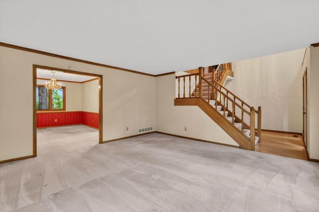 8314 BRECKENRIDGE Way, Columbus, OH 43235