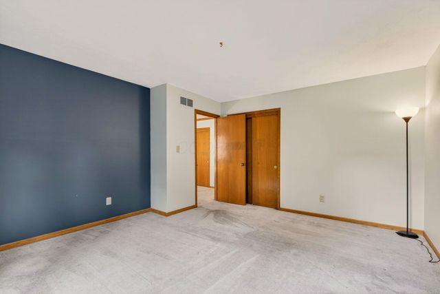 8314 BRECKENRIDGE Way, Columbus, OH 43235