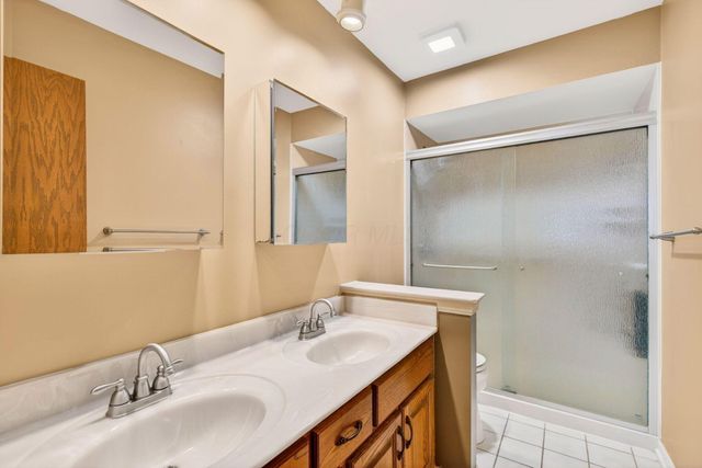 8314 BRECKENRIDGE Way, Columbus, OH 43235