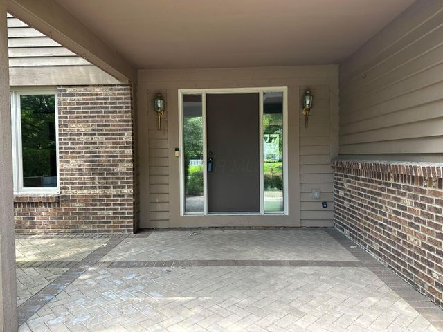 8314 BRECKENRIDGE Way, Columbus, OH 43235