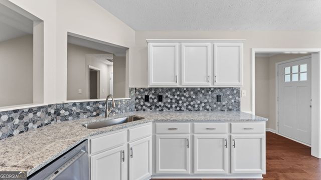 1100 Avalon Drive, Lawrenceville, GA 30044