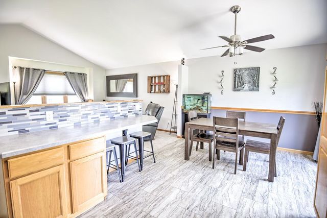 103 Victoria Lane, Barneveld, WI 53507