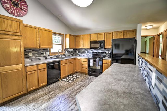 103 Victoria Lane, Barneveld, WI 53507