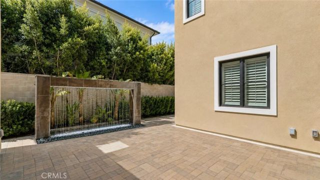 117 Interstellar, Irvine, CA 92618
