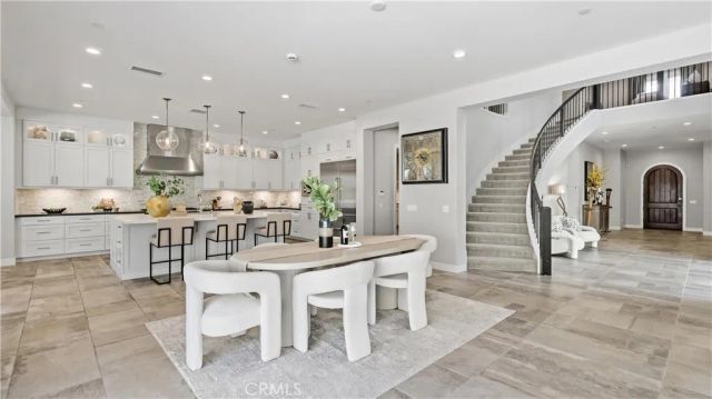 117 Interstellar, Irvine, CA 92618