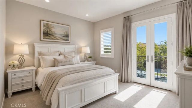 117 Interstellar, Irvine, CA 92618