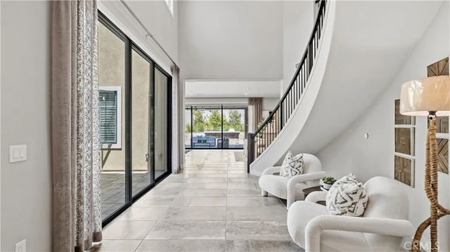 117 Interstellar, Irvine, CA 92618