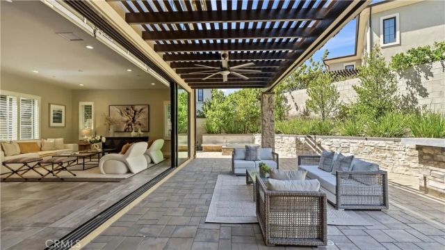 117 Interstellar, Irvine, CA 92618