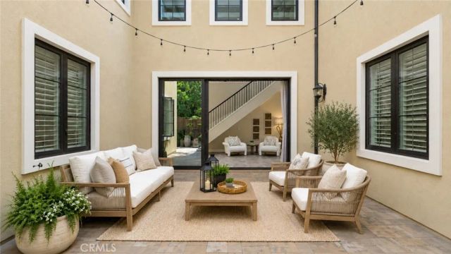 117 Interstellar, Irvine, CA 92618