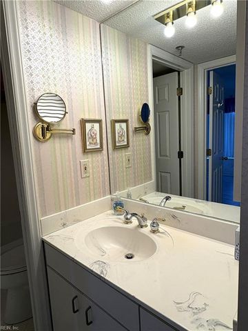 7501 River Rd Apt 5G, Newport News, VA 23607