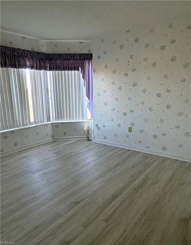 7501 River Rd Apt 5G, Newport News, VA 23607