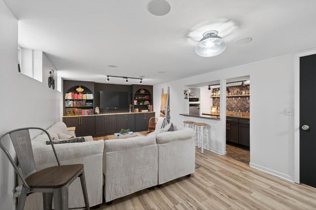 1744 Phalen Place, Maplewood, MN 55109