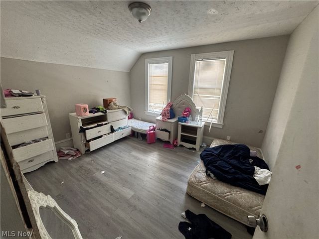 10605 Kimberley Avenue, Cleveland, OH 44108