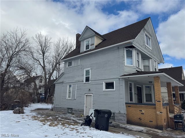 10605 Kimberley Avenue, Cleveland, OH 44108