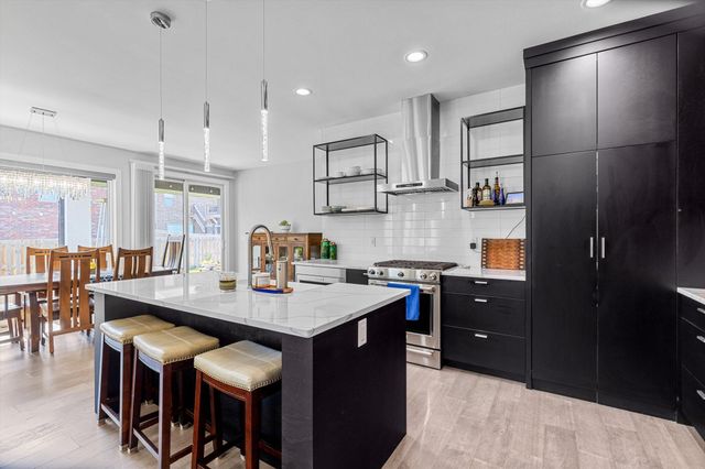 518 N Dublin Drive, Nixa, MO 65714