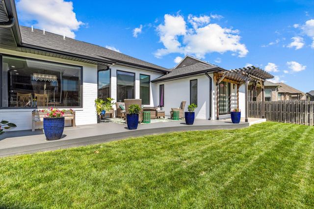 518 N Dublin Drive, Nixa, MO 65714