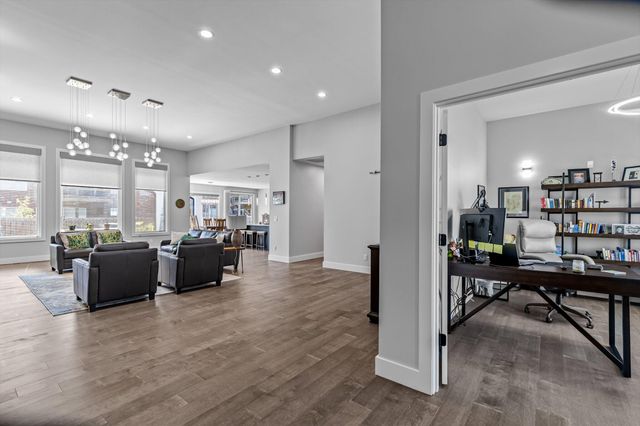 518 N Dublin Drive, Nixa, MO 65714