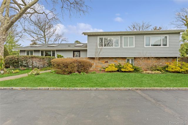 230 Richards Lane, Hewlett Harbor, NY 11557