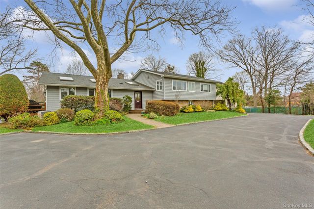 230 Richards Lane, Hewlett Harbor, NY 11557